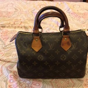 Authentic Louis Vuitton Speedy 25